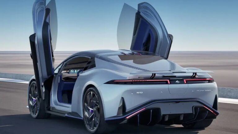 hypercar-ayon Cropped